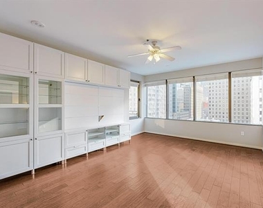 1200 Main Street - Photo Thumbnail 5