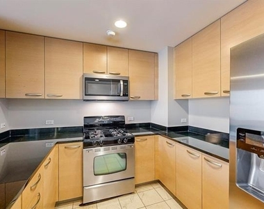 1200 Main Street - Photo Thumbnail 15