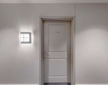 1200 Main Street - Photo Thumbnail 3