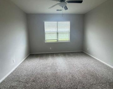 310 Foster Lane - Photo Thumbnail 1