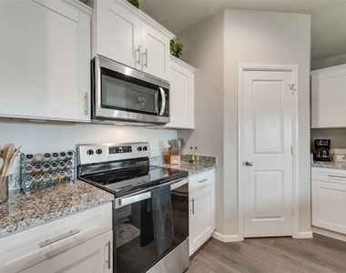 16545 Club Springs Lane - Photo Thumbnail 5