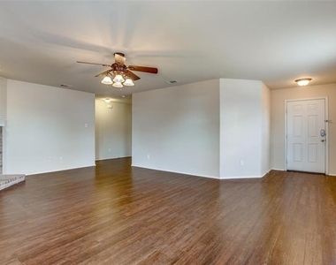 2324 Loreto Drive - Photo Thumbnail 1