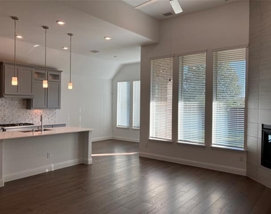 3259 Shearwater Lane - Photo Thumbnail 3