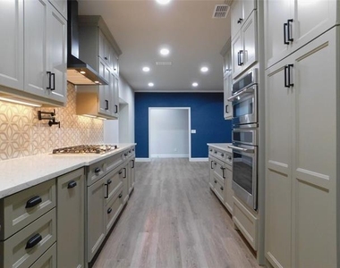 3105 Old North Road - Photo Thumbnail 12