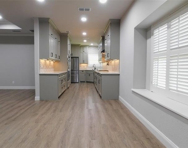 3105 Old North Road - Photo Thumbnail 9