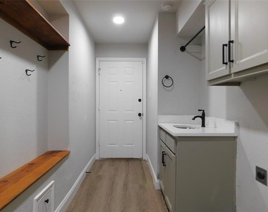 3105 Old North Road - Photo Thumbnail 33