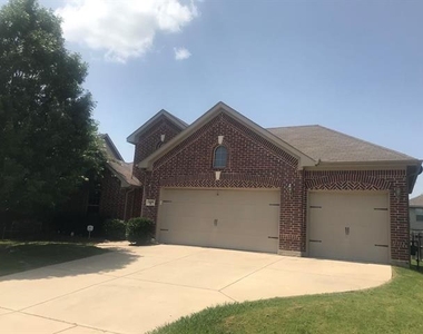 1405 Nightingale Drive - Photo Thumbnail 30