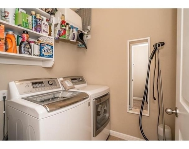1405 Nightingale Drive - Photo Thumbnail 15