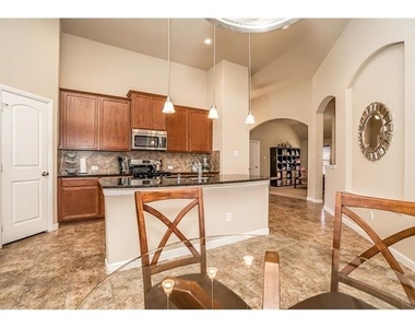 1405 Nightingale Drive - Photo Thumbnail 21