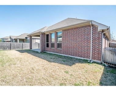 1405 Nightingale Drive - Photo Thumbnail 28