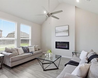 418 Ardsley Lane - Photo Thumbnail 6
