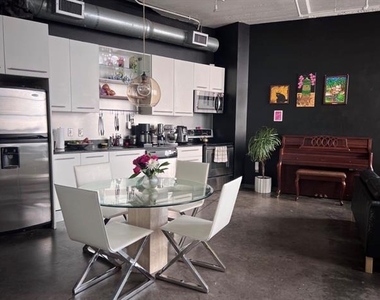 1122 Jackson Street - Photo Thumbnail 10