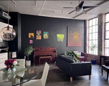 1122 Jackson Street - Photo Thumbnail 9