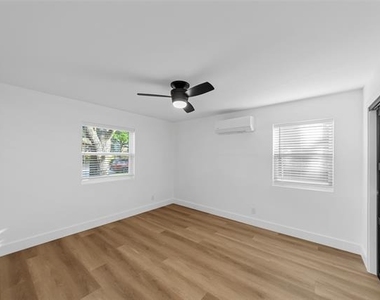 7041 Freemont Street - Photo Thumbnail 23