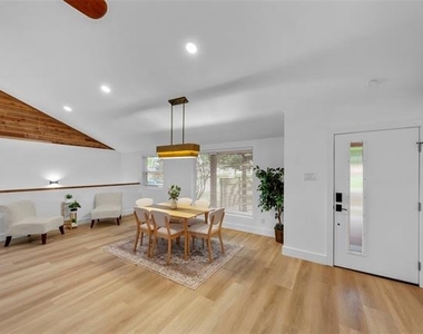 7041 Freemont Street - Photo Thumbnail 5