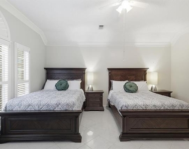 2014 Rumson Drive - Photo Thumbnail 18