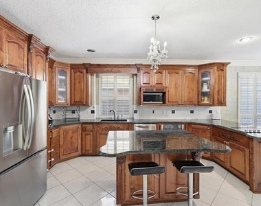 2014 Rumson Drive - Photo Thumbnail 12