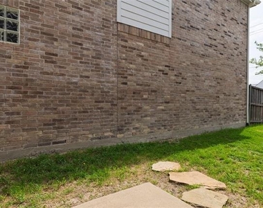 2108 Harris Place - Photo Thumbnail 31