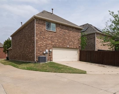 2108 Harris Place - Photo Thumbnail 32