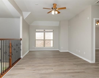 2108 Harris Place - Photo Thumbnail 22