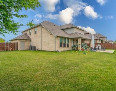 15894 Talamore Lane - Photo Thumbnail 33