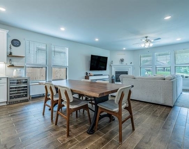 15894 Talamore Lane - Photo Thumbnail 4