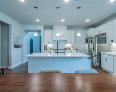 15894 Talamore Lane - Photo Thumbnail 5