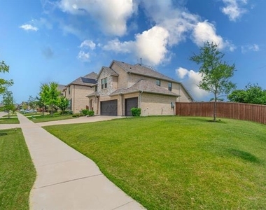15894 Talamore Lane - Photo Thumbnail 29