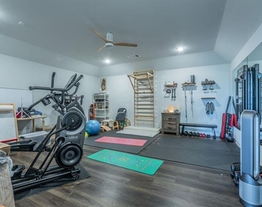15894 Talamore Lane - Photo Thumbnail 18