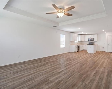 1100 Varson Drive - Photo Thumbnail 18