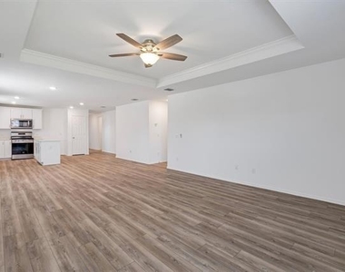 1100 Varson Drive - Photo Thumbnail 17