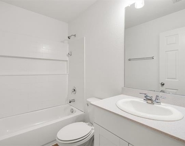 1100 Varson Drive - Photo Thumbnail 28