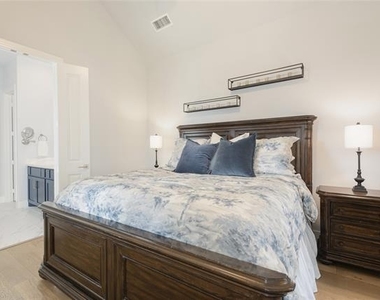 2712 Fiddler Way - Photo Thumbnail 18