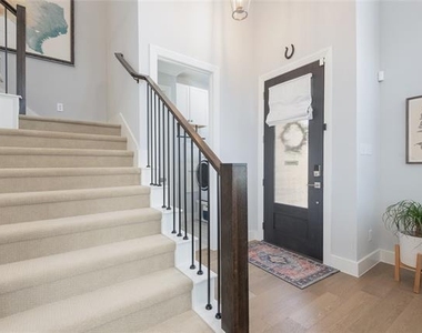 2712 Fiddler Way - Photo Thumbnail 7