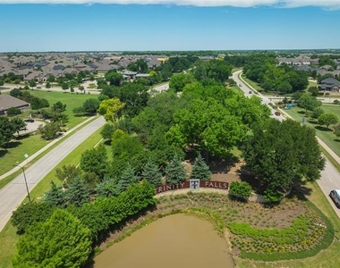 2712 Fiddler Way - Photo Thumbnail 32