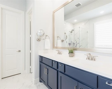 2712 Fiddler Way - Photo Thumbnail 19