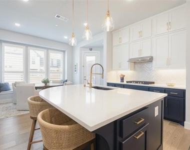2712 Fiddler Way - Photo Thumbnail 14