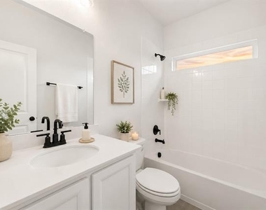 3829 Walnut Creek Drive - Photo Thumbnail 5