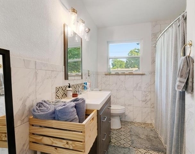 5509 Norma Street - Photo Thumbnail 7