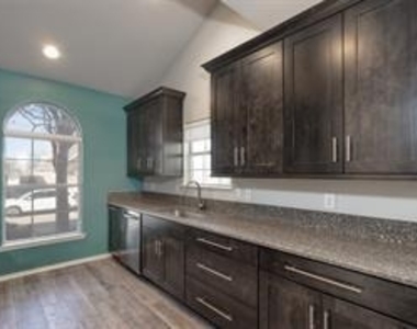 8400 Hickory Street - Photo Thumbnail 7