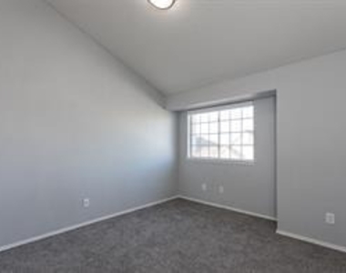 8400 Hickory Street - Photo Thumbnail 13