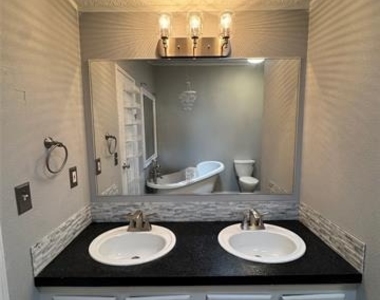 197 Private Road 4652 - Photo Thumbnail 31