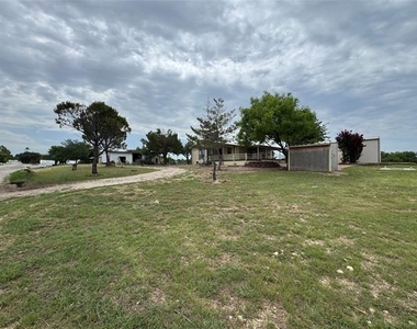 197 Private Road 4652 - Photo Thumbnail 7
