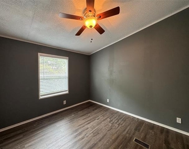197 Private Road 4652 - Photo Thumbnail 23