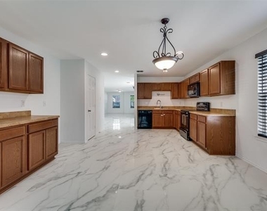 12841 Serenity Drive - Photo Thumbnail 14