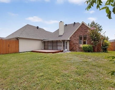1207 Mistywood Lane - Photo Thumbnail 26