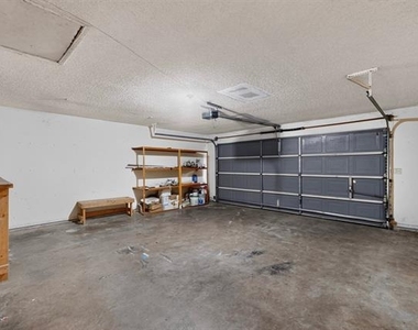 1207 Mistywood Lane - Photo Thumbnail 24
