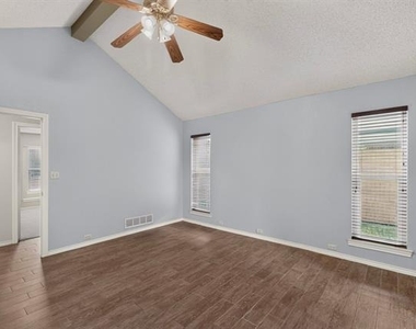 1207 Mistywood Lane - Photo Thumbnail 14