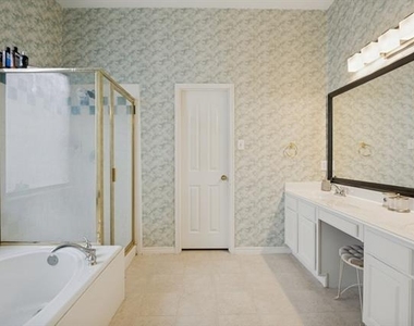 4112 Creek Hollow Way - Photo Thumbnail 14