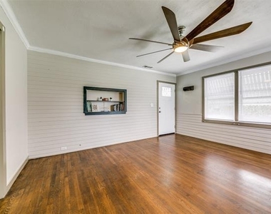 5610 Lyons Road - Photo Thumbnail 3